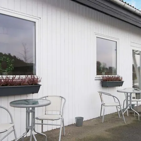 Egsmark Strand Sleeps 36 Wifi * Ebeltoft